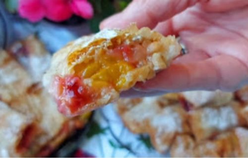 Voćna pita za sladokusce: Hrskava i sočna, savršena za letnje dane (RECEPT+VIDEO)