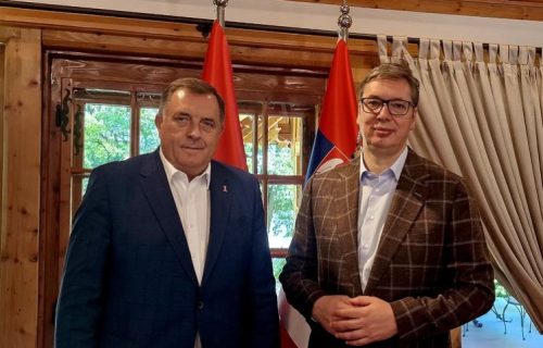 Vučić se sastao sa Dodikom: Razgovor o situaciji u regionu i dešavanjima u Republici Srpskoj i BiH