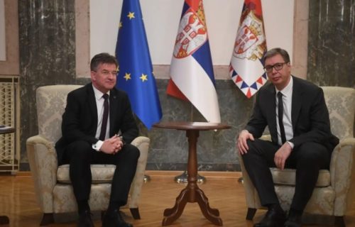 VUČIĆ RAZGOVARA SA LAJČAKOM: Počeo sastanak u Beogradu