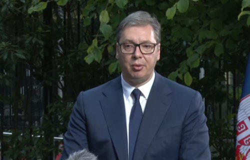 Vučić se obratio iz Brisela: Zatražili smo da NATO obezbedi život dostojan čoveka Srbima na KiM