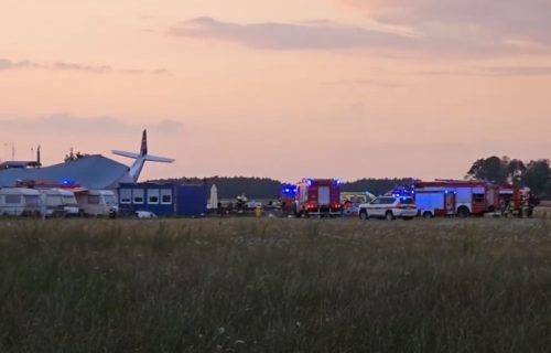 Najmanje petoro mrtvih, 10 povređenih: Srušio se avion u blizini Varšave