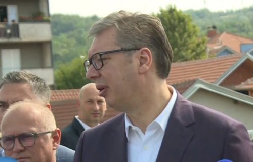 "Ovo ljudima znači život": Vučić obišao Petrovac na Mlavi i rekonstruisani most (VIDEO)