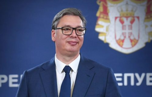 Srbija ima dostojne šampione! Predsednik Vučić čestitao Mikecu srebro na prvenstvu u Bakuu!