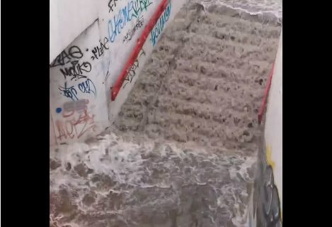 Ko je sledeći na udaru žestokog nevremena i šta očekuje Beograd do noćas? (FOTO+VIDEO)