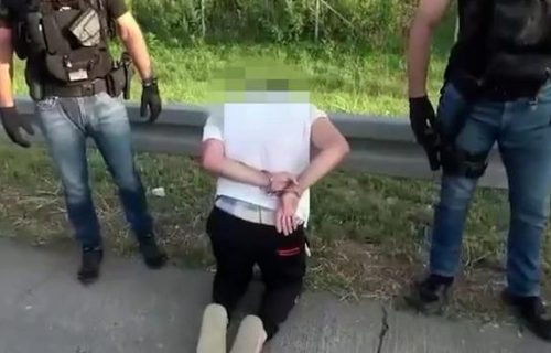 Munjevita akcija policije: Ovako su uhapšeni osumnjičeni za otmicu nemačkog državljanina kod Šida (VIDEO)