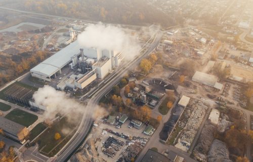 Zima još nije ni pokucala  na vrata, a u svetu rekordna potražnja ovog energenta