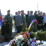 Ministar Vučević u Somboru: Obišao kadete u kasarni i položio venac na grob Januša Rauka