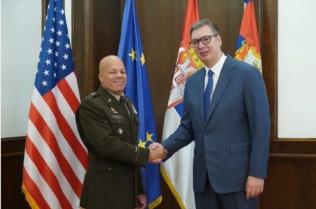 “Srbija je opredeljena da nastavi da osnažuje i gradi osnove za buduće strateško partnerstvo sa SAD” (FOTO)