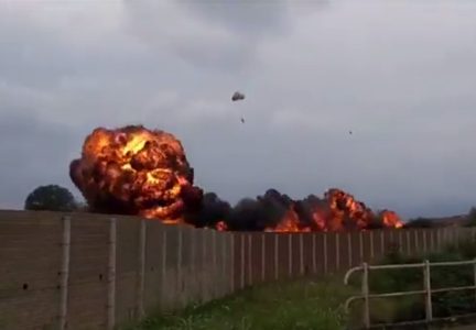 Stravična nesreća u Italiji: Srušio se avion, poginula petogodišnja devojčica (VIDEO)