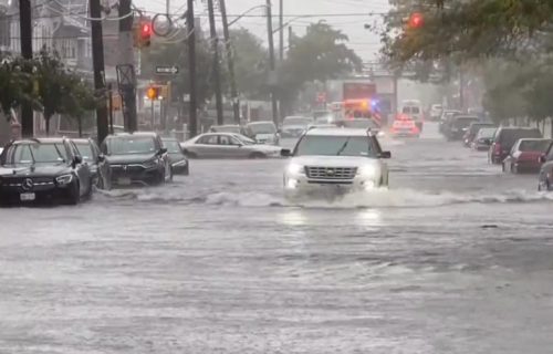 Opšti potop u Njujorku: Čitavi kvartovi i aerodrom su blokirani, poplava u metrou (VIDEO)