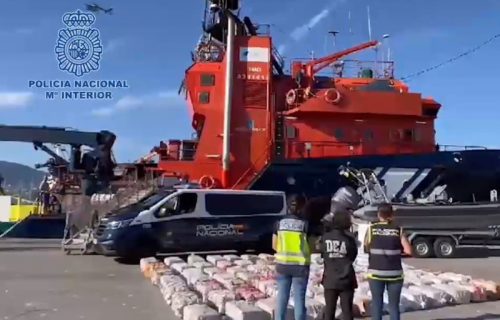 Zaplenjeno više od dve tone kokaina koji pripada "Balkanskom kartelu": Tovar presretnut usred mora