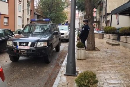 Albanci napali srpski bračni par u Severnoj Mitrovici: Vređali srpkinje, pa napali Srbe pred policijom