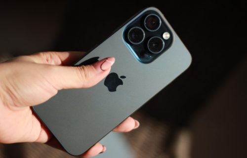 Apple se oglasio povodom žalbi korisnika da se najnoviji model Iphone 15 pregreva