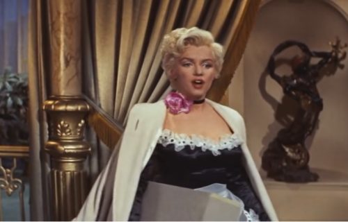 Merilin Monro iste noći spavala sa braćom Kenedi: Poznata glumica otkrila strogo ČUVANU TAJNU (VIDEO)