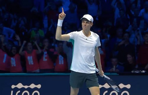 Bez kalkulacija: Siner savladao Runea za Novakovo polufinale