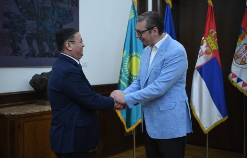 Vučić sa ministrom spoljnih poslova Kazahstana: Predsednik mu zahvalio na podršci u očuvanju suvereniteta i teritorijalnog integriteta
