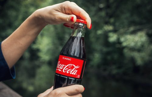 Prve analize u Hrvatskoj nisu pokazale sumnjive supstance u Koka-kolinim proizvodima