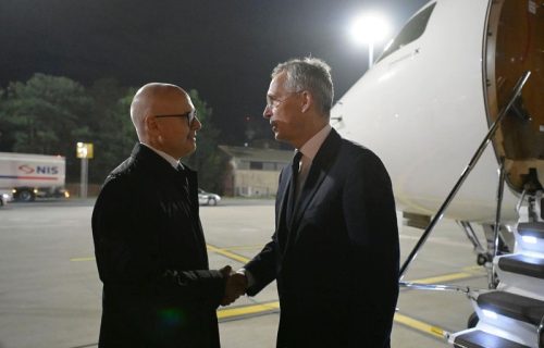 Stoltenberg doputovao u Beograd, dočekao ga Vučević, sutra se sastaje sa Vučićem