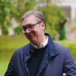 "Burek ili ćevapi?", "NBA ili Evroliga?": Hit snimak predsednika Vučića kako odgovara na pitanja (VIDEO)