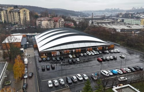 Sve za zimu i sneg na "Beogradskom buvljaku"