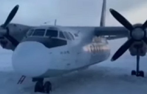 Incident u Sibiru: Avion sleteo na zaleđenu reku umesto na pistu aerodroma (VIDEO)