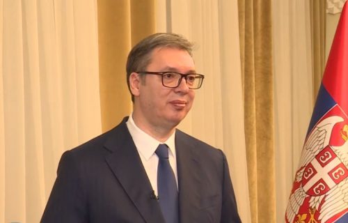 Predsednik Vučić će danas ugostiti đake osnovnih škola sa KiM