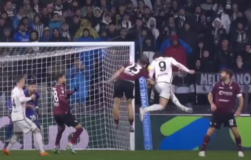 Vlahović kao Ronaldo: Srpski as presudio Salernitani u nadoknadi pa na emotivan način proslavio (VIDEO)