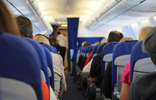 Panika u Britaniji: Aerodromi ponovo uvode zabranu nošenja više od 100 mililitara tečnosti