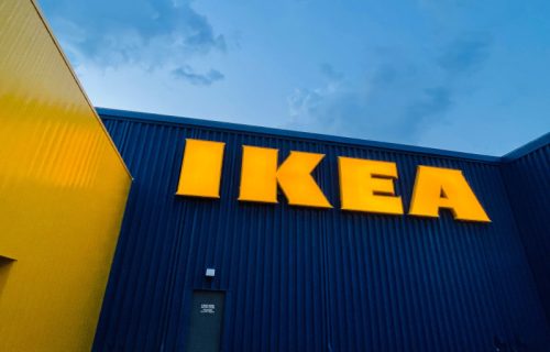 Ikea povlači jedan prozivod zbog opasnosti od strujnog udara i opekotina