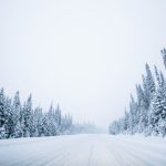 Putevi Srbije upozoravaju vozače zbog snega na kolovozu i poledice: Ne krećite na put bez zimske opreme