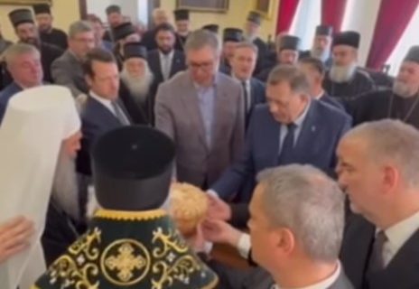 Patrijarh Porfirije proslavio krsnu slavu, među gostima predsednici Vučić i Dodik (VIDEO)