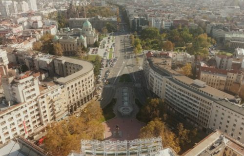 Za 210 kalendarskih dana Beograd dobija moderniji, zeleniji i ekološki održiv Trg Nikole Pašića (FOTO)