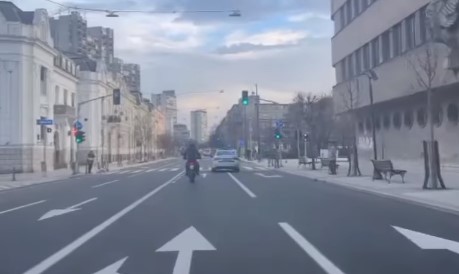 Zemunci ponovo mogu kolima kroz Glavnu ulicu, od danas zvanično kreće gradski prevoz  (VIDEO)