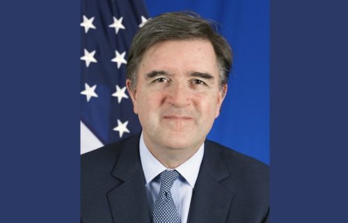 O'Brajen: Odlukom o dinaru Vlada Kosova dovela u pitanje partnerstvo sa SAD