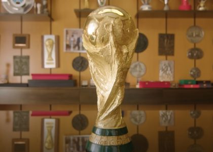 FIFA uhvaćena u laži: Slika sa Mundijala govori više od 1.000 reči (FOTO)