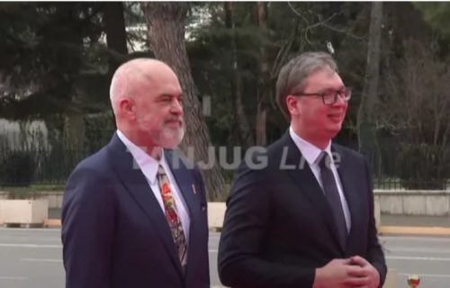 Vučić u Tirani na na Regionalnom samitu o planu rasta za Zapadni Balkan (VIDEO)