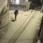 Novi Pazar na nogama, muškarac s nožem u ruci šeta ulicama i krade šta mu padne pod ruku (VIDEO)