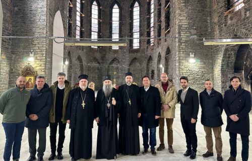 Patrijarh Porfirije posetio Saborni hram Svetog Save na Menhetnu, koji je 2016. godine izgoreo u požaru