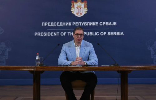 Vučić uputio sačešće Vladi i narodu Irana povodom pogibije Ebrahima Raisija