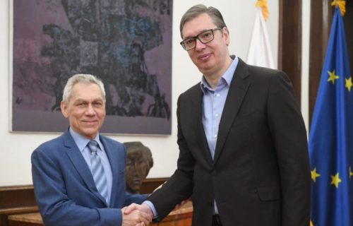 "Uručio sam mu pismo za predsednika Ruske Federacije Putina": Vučić nakon sastanka sa Harčenkom (FOTO)