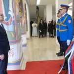 Vučević na otkrivanju Spomen-ploče Novim kosovskim junacima u Nišu: "Odajemo i odavaćemo poštu svim našim stradalim pripadnicima" (FOTO)