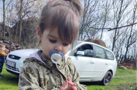 Detalji o snimku sa nadzornih kamera: “Dankina majka prelazi ulicu, a nakon 10 minuta dolazi i otac”