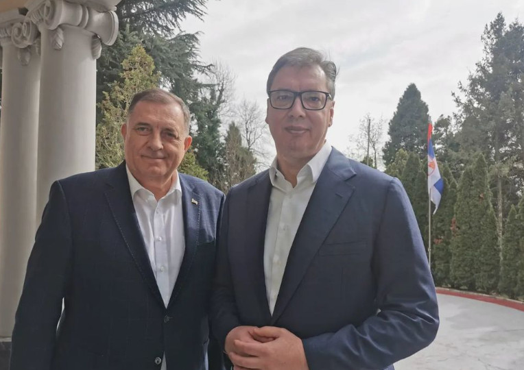 Predsednik Vučić se sastao sa Dodikom: Pripreme za veliki Vaskršnji sabor teku odlično (FOTO)