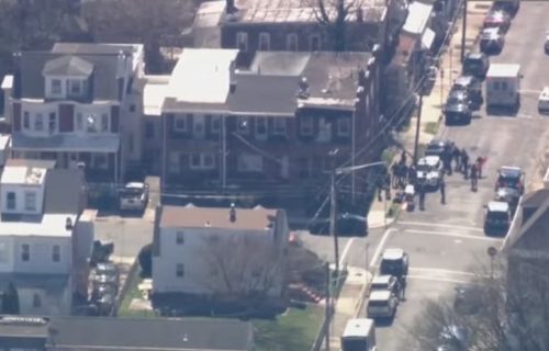 Ubio maćehu, sestru i ženu: Troje mrtvih u pucnjavi, osumnjičeni se zabarikadirao u kući u Nju Džersiju