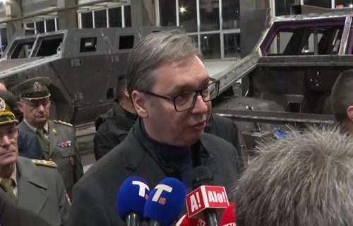 Vučić obišao fabriku Borbeni složeni sistemi: Moramo da povedemo računa o sebi i jačamo vojsku