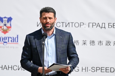 Nismo odustali ni od jednog projekta: Šapić obišao radove na podzemnoj garaži u Vlajkovićevoj (FOTO)