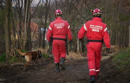 Baka devojčice tvrdi da je Dunja odnesena: "Nije mogla sama otići, neko ju je odneo"