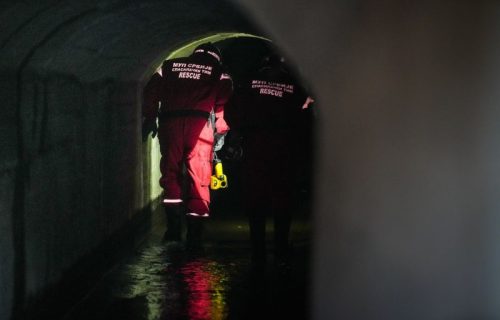 Kako se ponašaju žene prema devojčici koja liči na Danku (2)? Jedan detalj su svi primetili