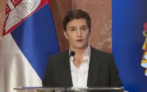 Brnabić: “Srbija ne želi nasilje i teror, Srbija želi mir, stabilnost, nove pobede i prosperitet” (VIDEO)
