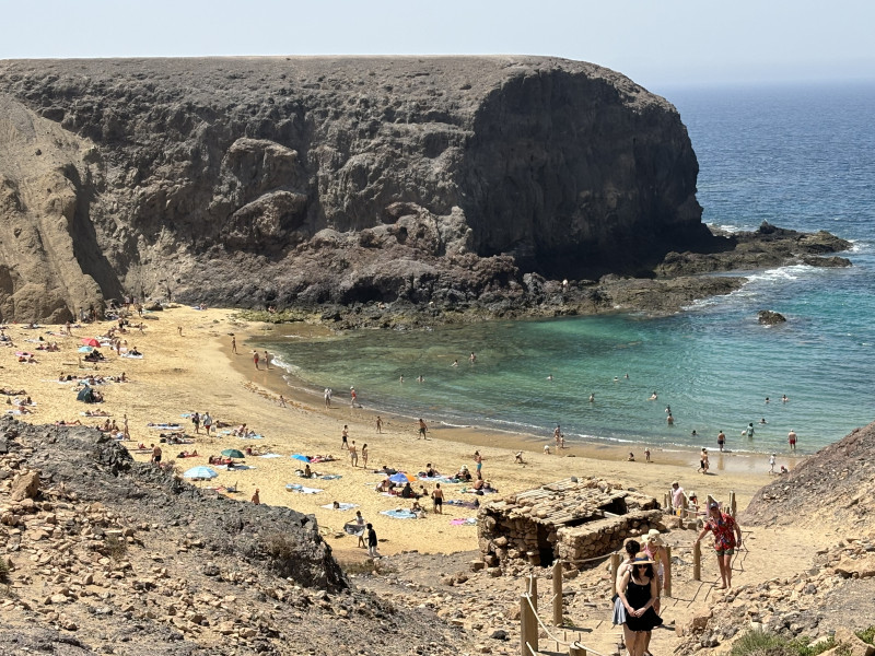 Kanarsko ostrvo Lanzarote: Mesto gde se ježiš zbog crnila, ali i lepote